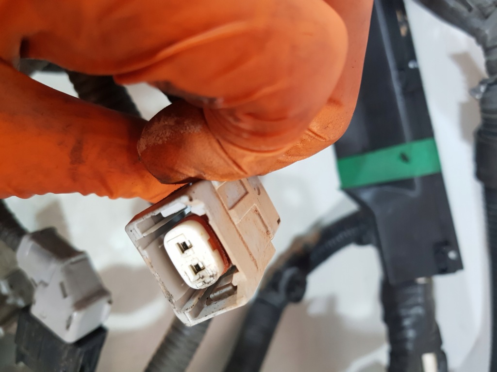 фото №8, Жгут электропроводка 82121-05b90 toyota avensis t27 verso rav 4 2.0d 1ad-ftv