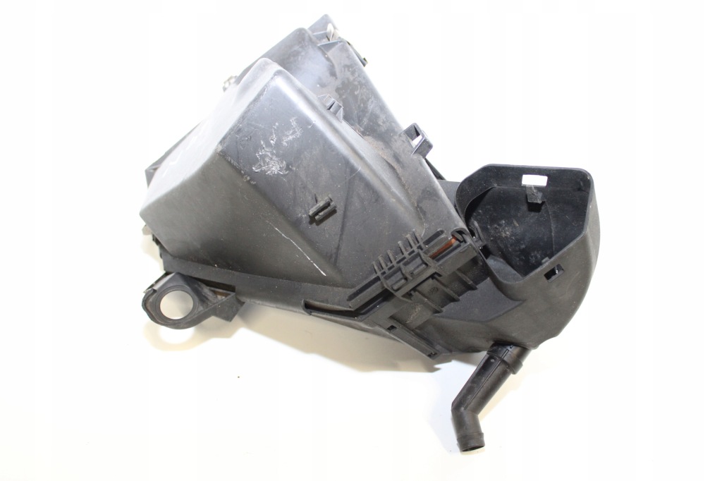 фото №4, Корпус фильтра воздуха bmw e90 lci n47 7797467