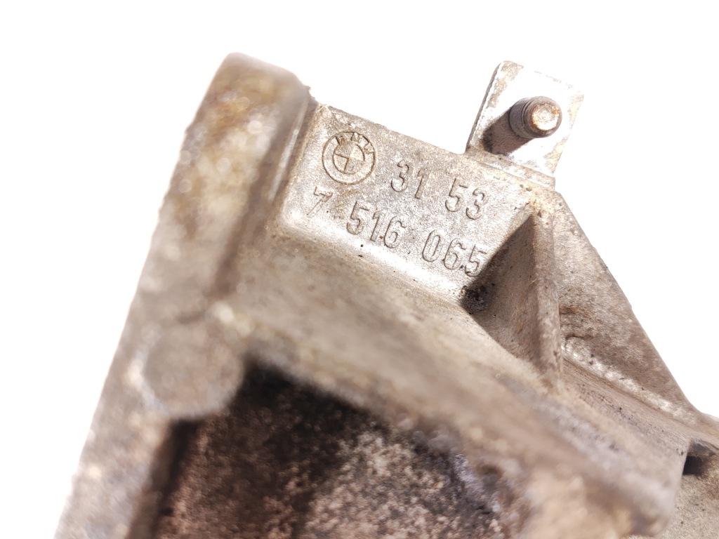 Опора полуось перед 3.0i 2.5i m54 xdrive bmw e83 x3 e60 7516065 с Разборки