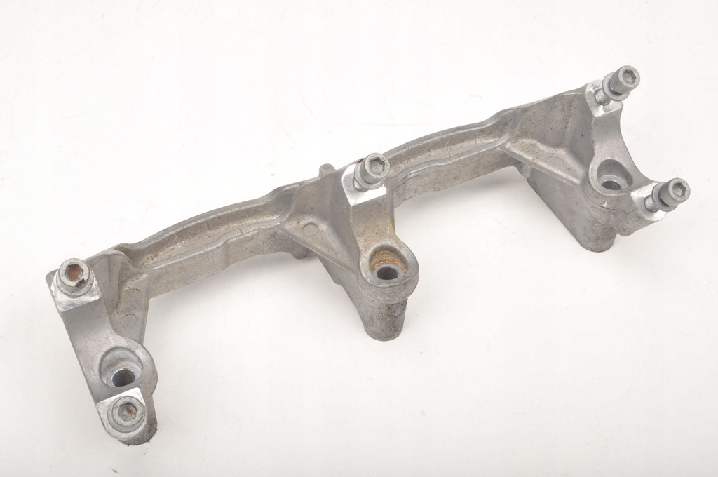 фото №1, Ferrari california 4.3 кронштейн накладки уприскування