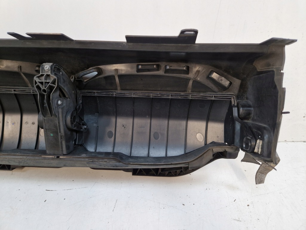 фото №6, Bmw i 1 f40 воздуховод воздуха впуск жалюзи 94484805