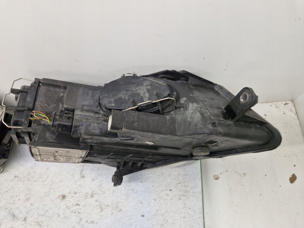 фото №8, Vw passat b6 лампи передня bi ксенон 3c0941752g комплект europa демонтаж