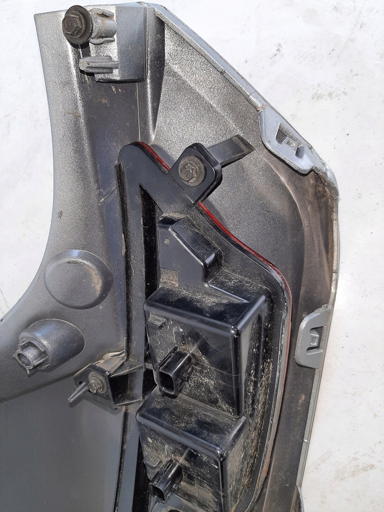 фото №6, Кутик бампера лампа правий задня renault kadjar