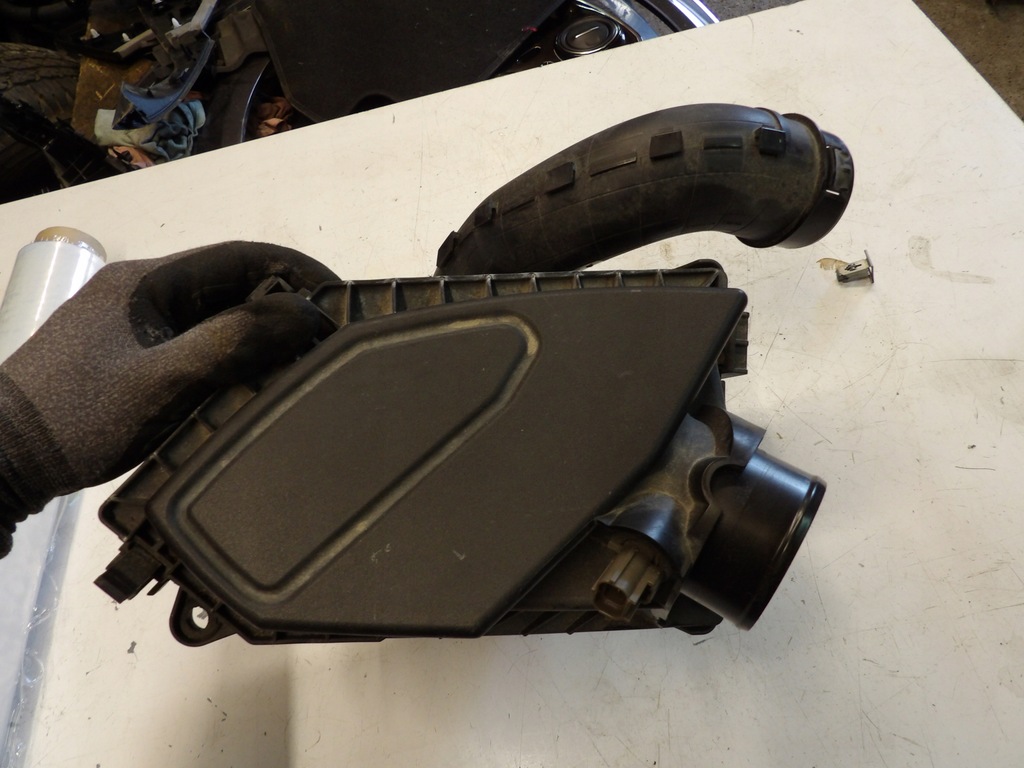 фото №1, Корпус фільтра повітря l1b19600ad ford puma mk2