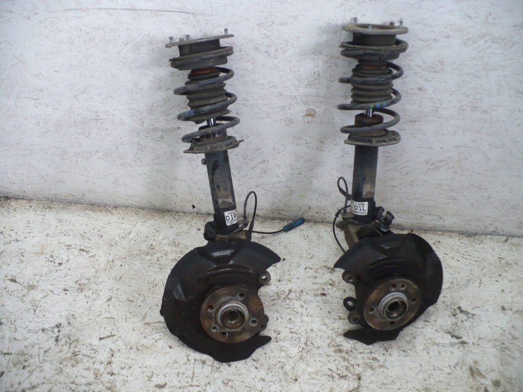 фото №1, Mini r56 clubman амортизатор поворотный кулак macperson левый правый