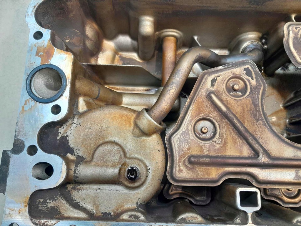 фото №9, Поддон масляная volvo s80 i 2.4 275868a