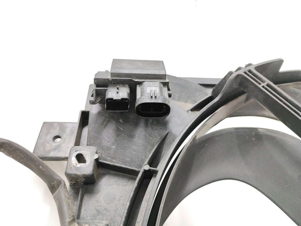 Citroen c4 2 picasso 2014 электрический вентилятор радиатора Киев