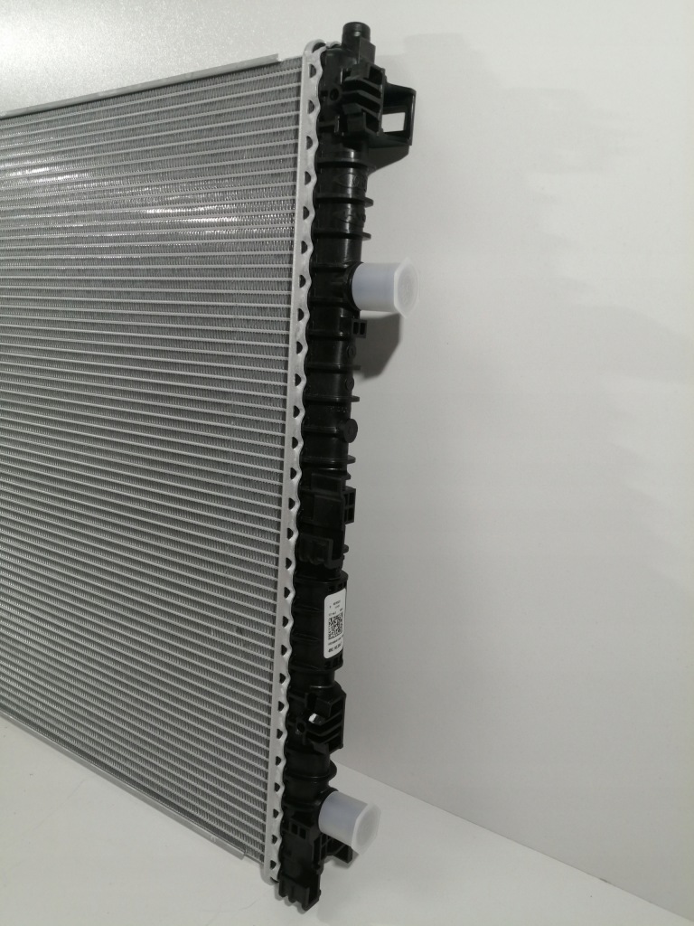 Радиатор воды audi q5 q7 a6 a7 a8 4m0145804t с Разборки