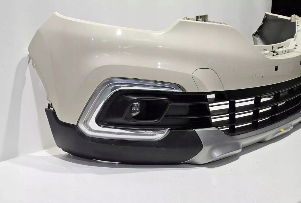 Бампер передній renault captur lift 17- 620228133r Оригінал