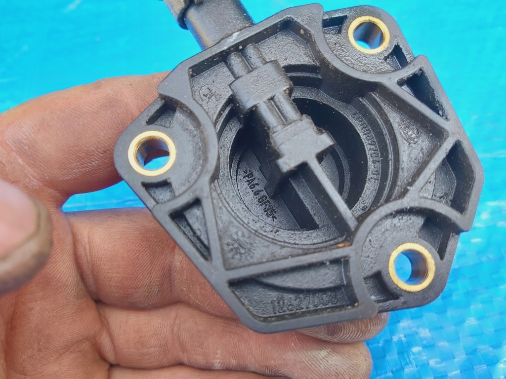 фото №9, Opel-części astra j штекер датчика оливи 1.6 cdti