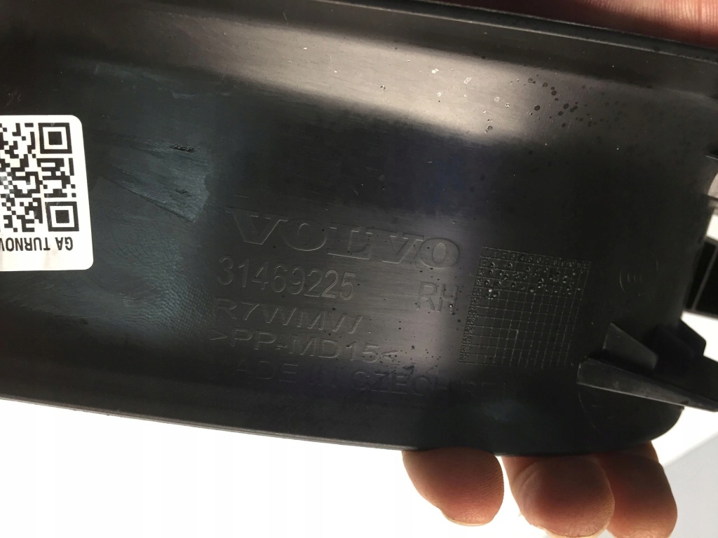 фото №4, Volvo xc40 2020 молдинг защита порог правый перед