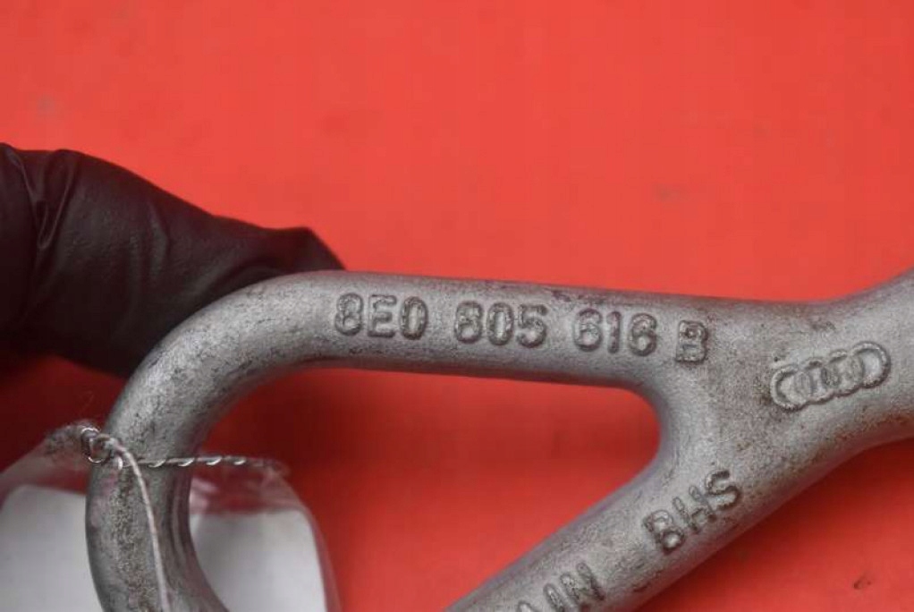 фото №8, Hak вушко буксирувальний 8e0805616b audi a4 b6 00-05