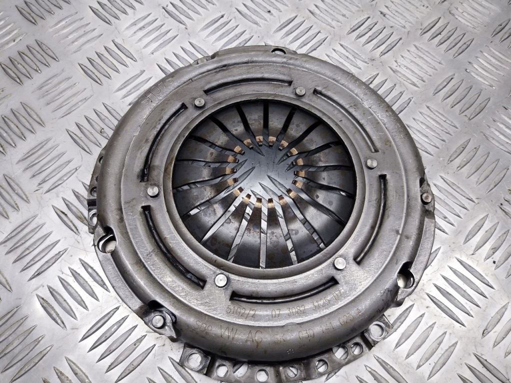 Купити Притиск зчеплення seat ibiza iii 1.2 03d141025a