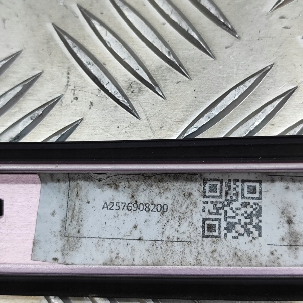 Молдинг дахова ліва mercedes-benz a2576908200 2.9l дизель 2018 Зі Шроту