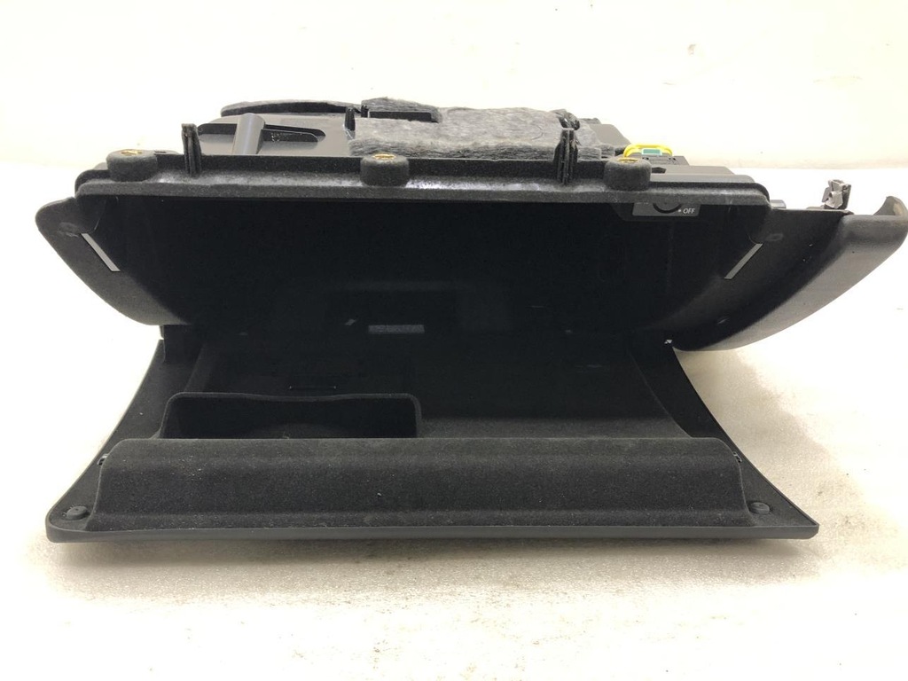 фото №7, Бардачок пасажира audi a5 8t 8k1857035