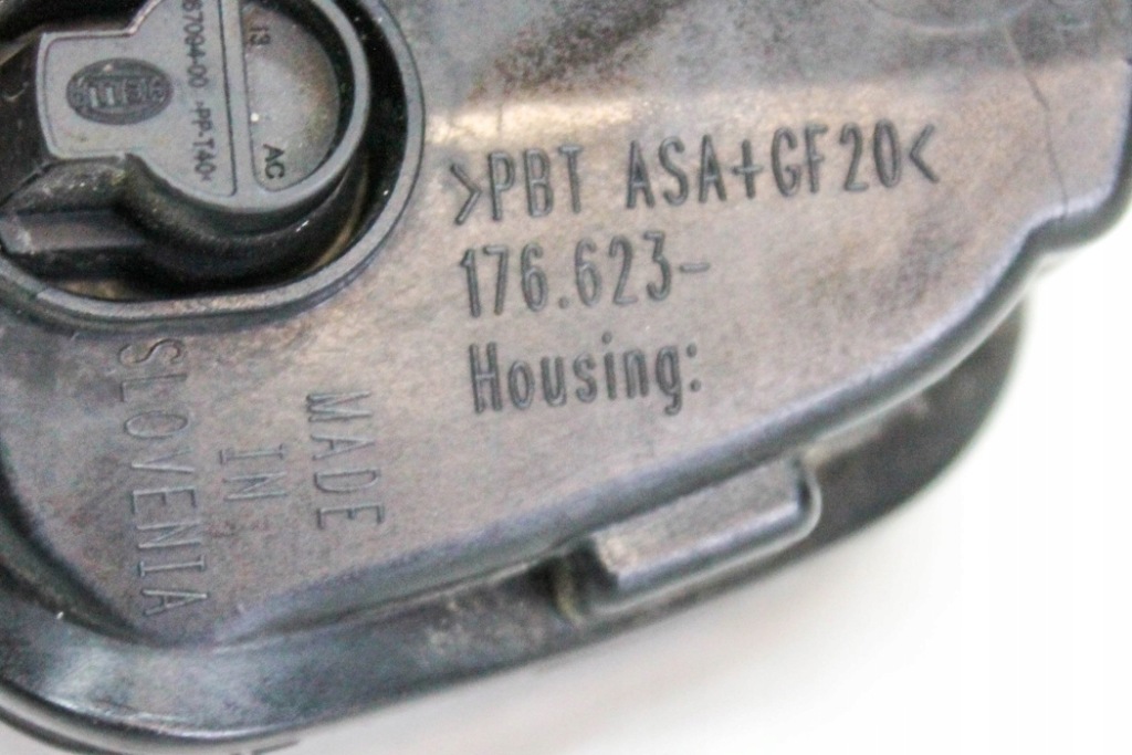 фото №6, Противотуманная фара левый передний vw passat b7 362 176,623 2.0l дизель 103kw 2011