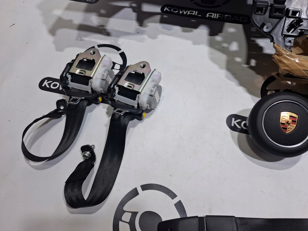 фото №5, Porsche macan 95b lift шкіра панель приладів консоль подушка безпеки ремені оригінал демонтаж