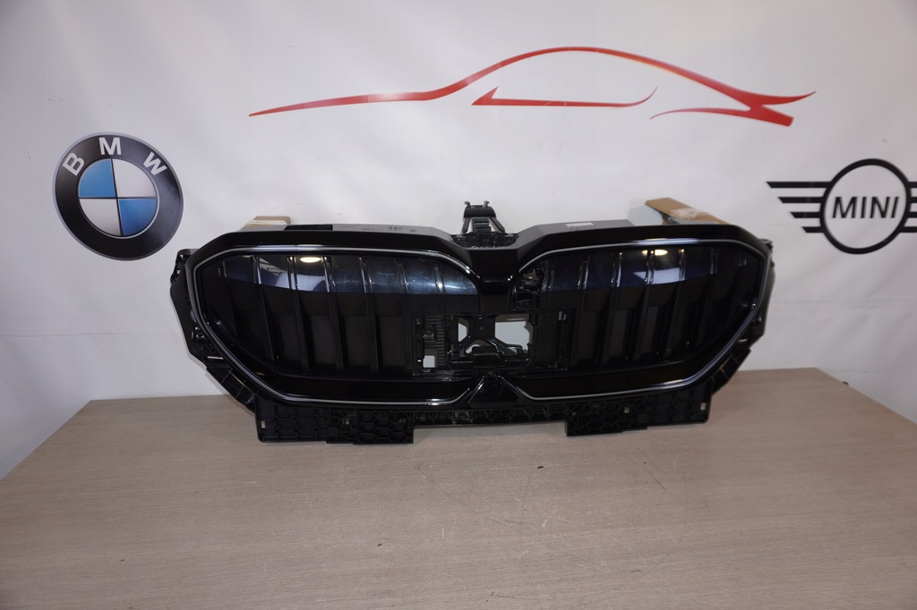 фото №1, Жалюзі шторка решітки радіатора решітка радіатора led bmw g60 g61 shadowline