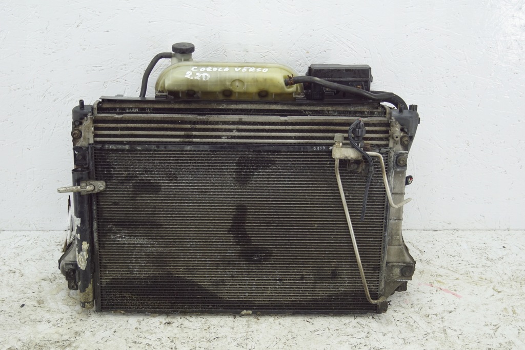 фото №1, Pas передний радиатор toyota verso 2.2 d kpl