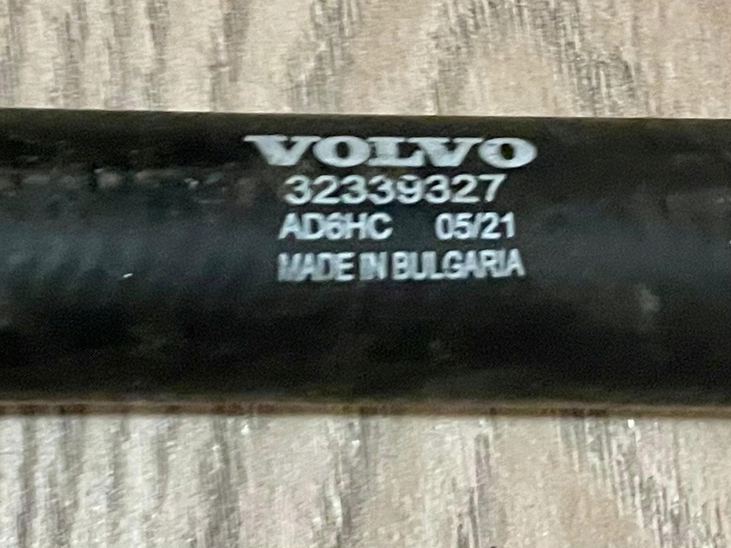 фото №6, Volvo xc60 ii b4 b5 awd шланг труба wąż wody охолодження