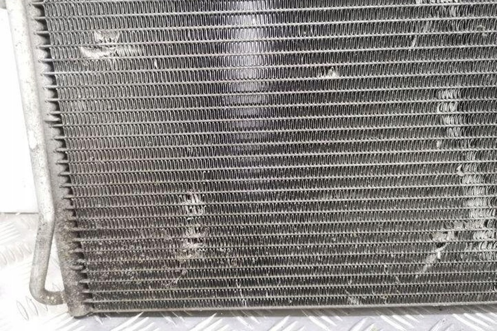 фото №10, Радіатор кондиціонера bmw 1 cabrio e88 6968743 2.0l дизель 105kw 2008