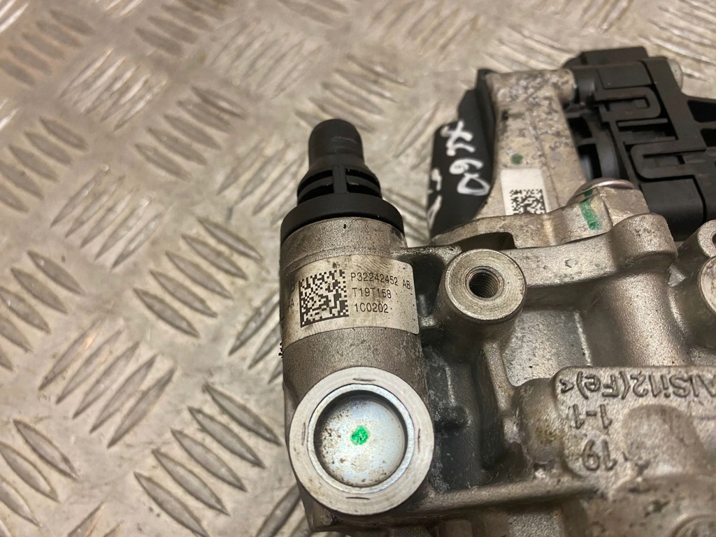 фото №7, Volvo xc60 2018 клапан egr 32242452