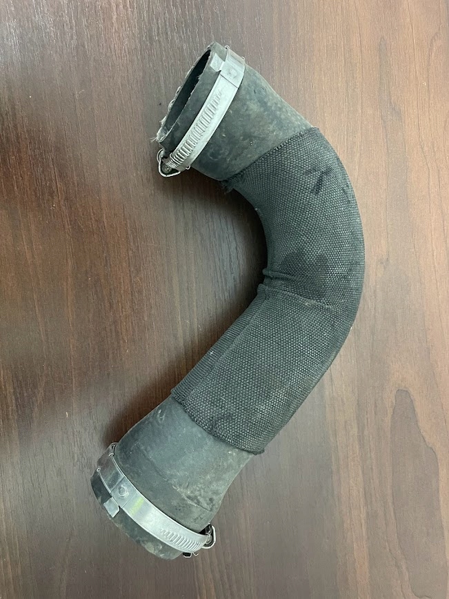 фото №1, Wąż интеркулера porsche macan