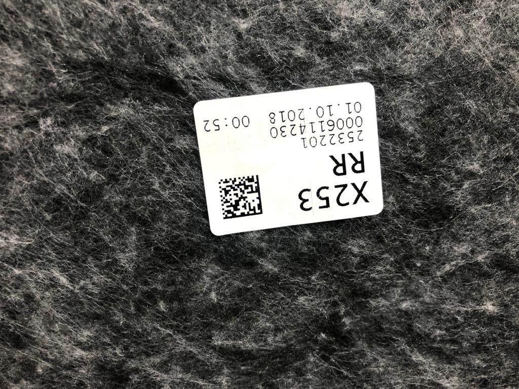 фото №9, Mercedes w253 x253 обивка дверь правый задняя nowa