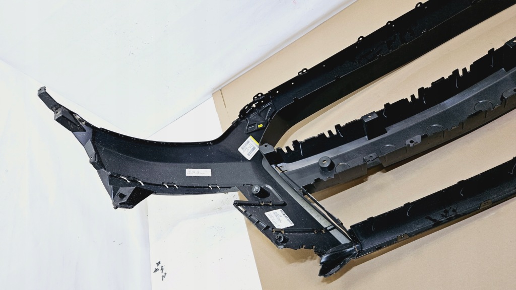 Бампер перед ford mustang gt shelby kr3v-17c831-a Оригинал