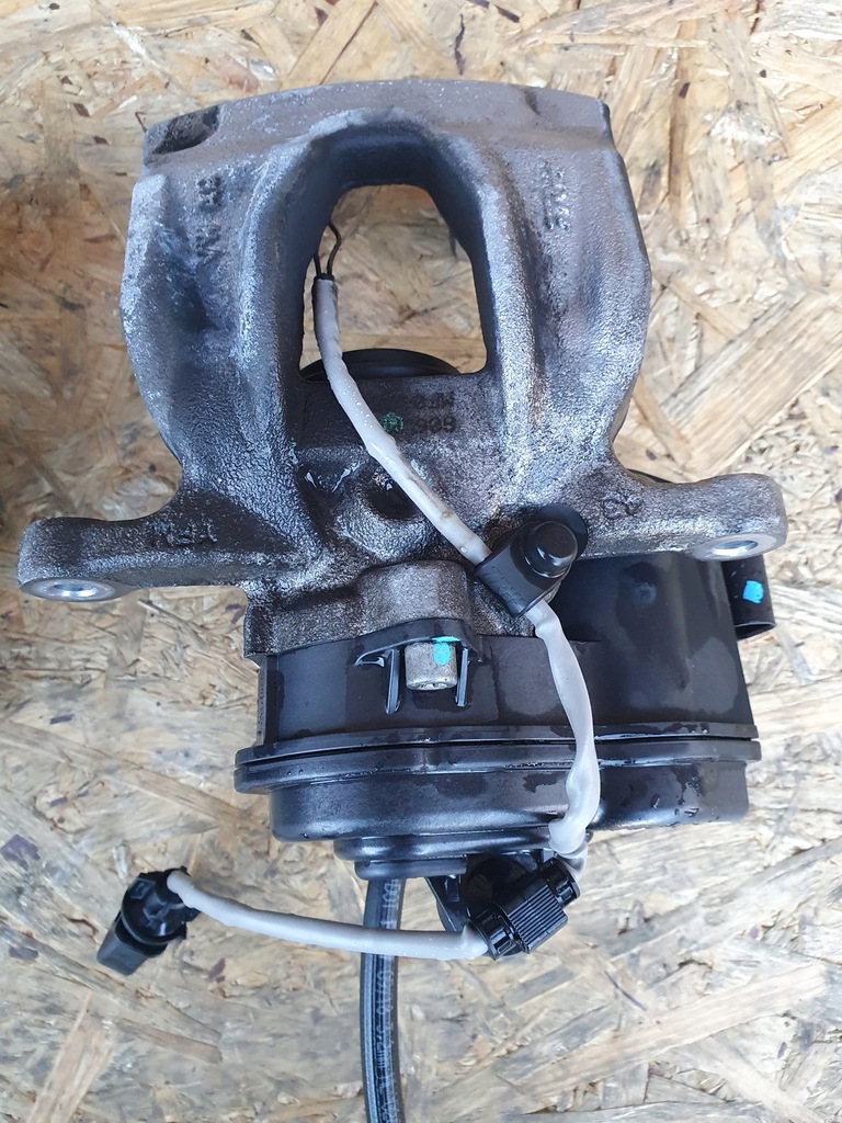 фото №5, Суппорт тормозной левый правый задняя задний audi q5 4x4