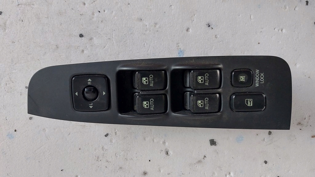 фото №1, Kia opirus 03-08 панель вікон