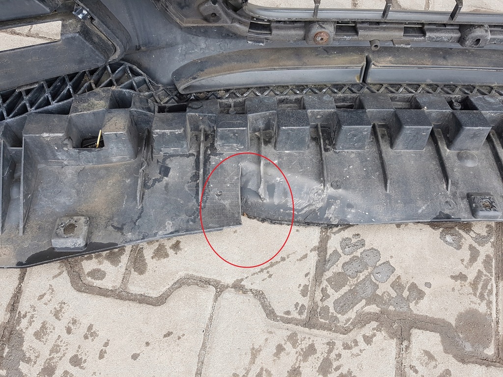 фото №15, Audi a3 8p lift 08-12r бампер перед решітка радіатора ly9b