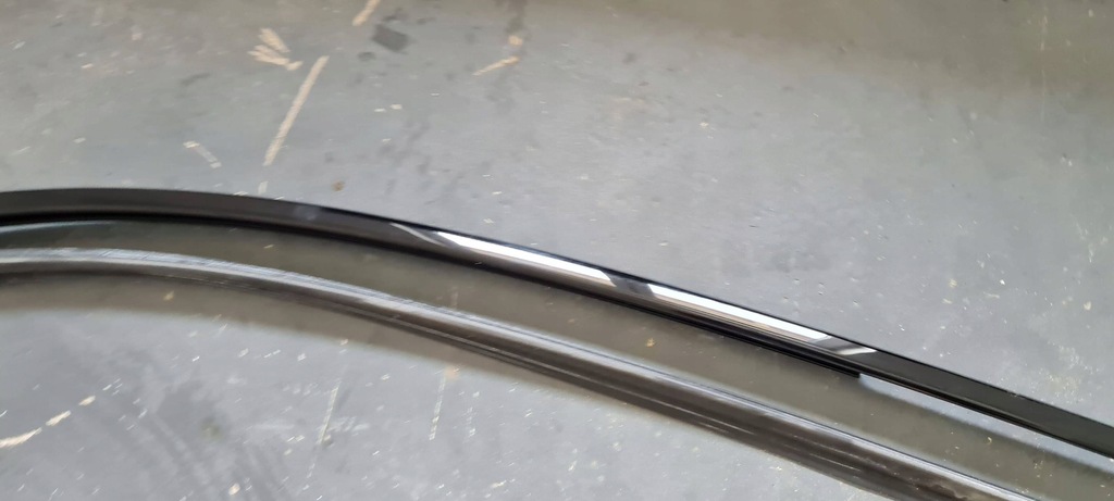 фото №5, Sq8 4m rsq8 q8 молдинг дахова ліва sline czarna 4m8853703a t94