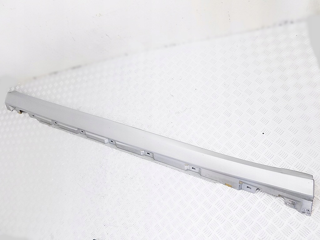 фото №4, Молдинг порог правая - mercedes r w251 long c775