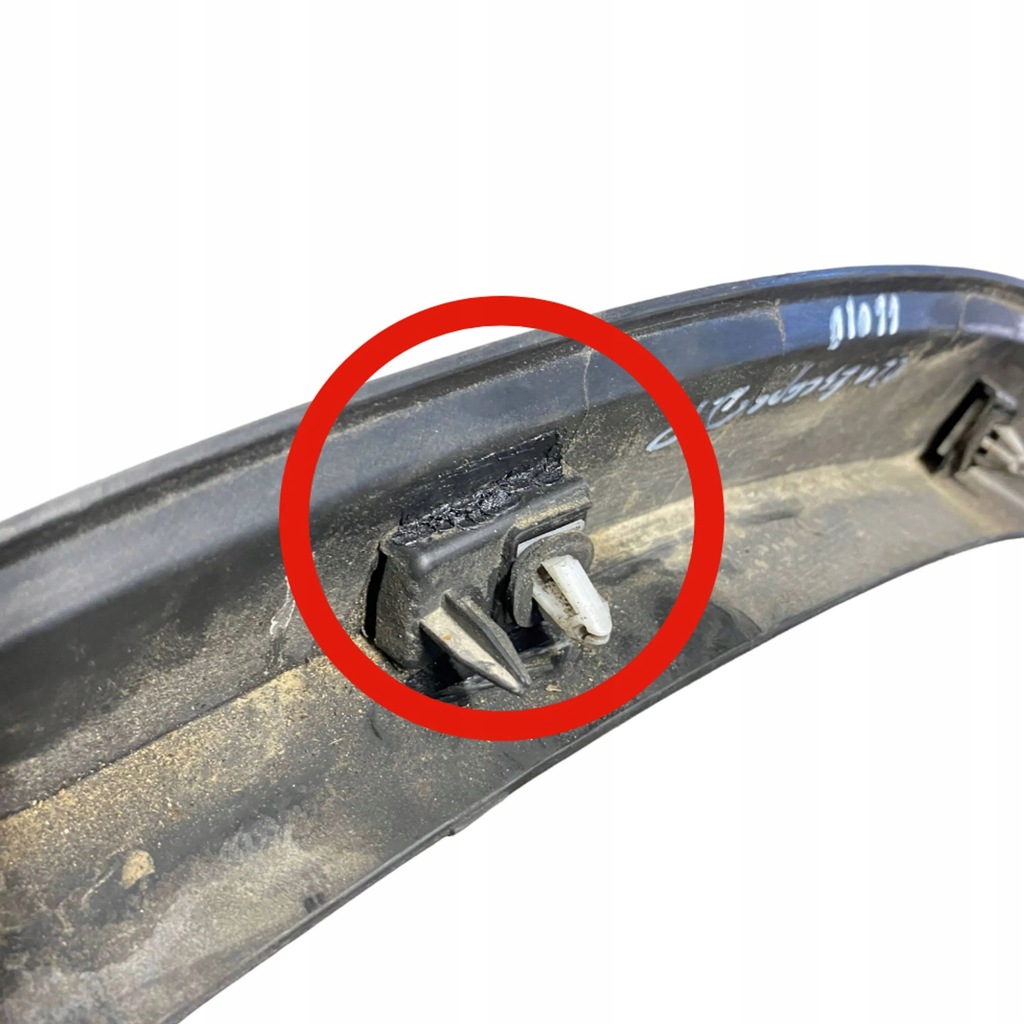 фото №8, Ford escape iv 2022 права сторона молдинг крила заднього