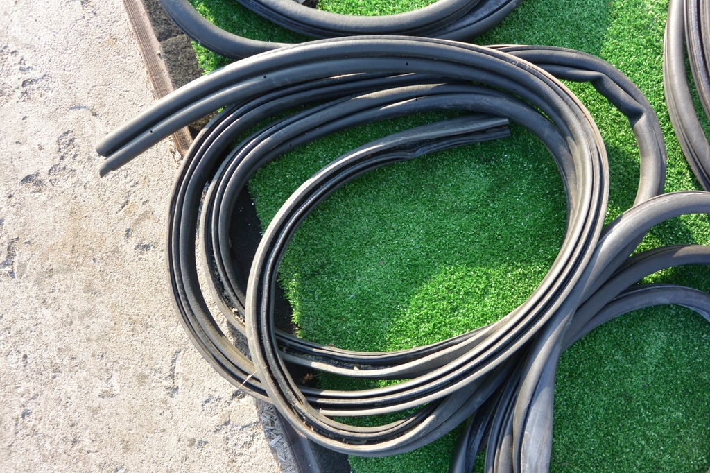 фото №5, Уплотнители дверь крышки dodge journey fiat freemont