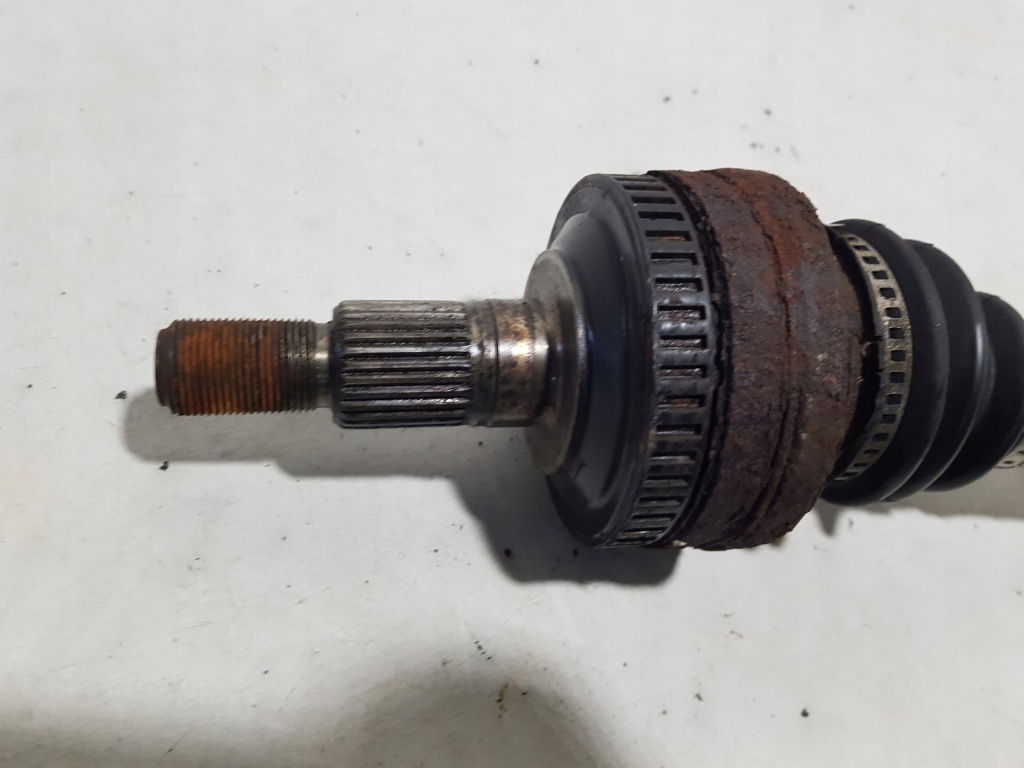 Привідний вал ліве задні задня porsche boxster 986 98633202407 Київ