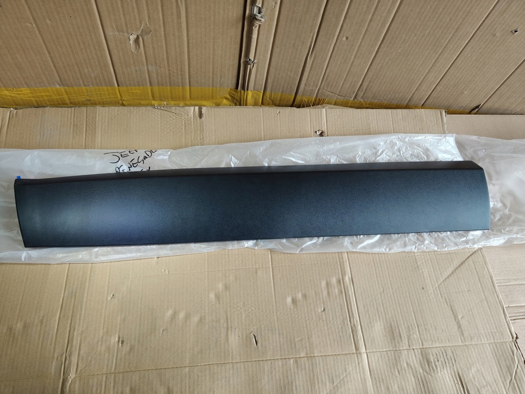 фото №1, Jeep renegade молдинг дверь левый перед nowa оригинальная