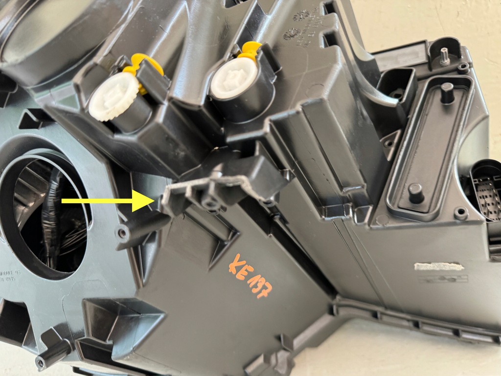 фото №15, Skoda karoq 57b 17r- лампа ліва передня лівий перед 57b941015