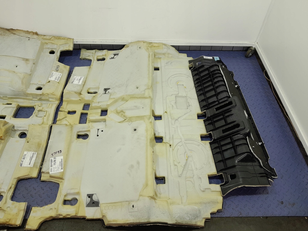 фото №13, Bmw x5 f15 обшивка пол коврик 7326343 7326340 7332098