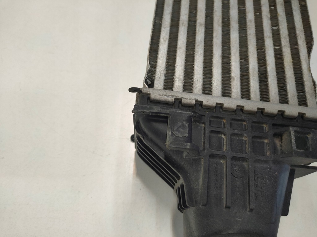 Audi a4 b9 8w a5 f5 интеркулер радиатор воздуха 8w0145805ac Доставка