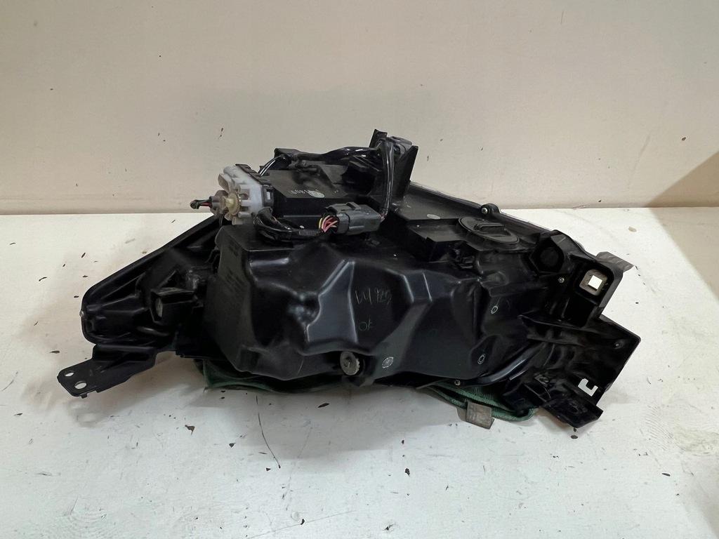 фото №4, Mazda 2 iii лампа правая full led idealna