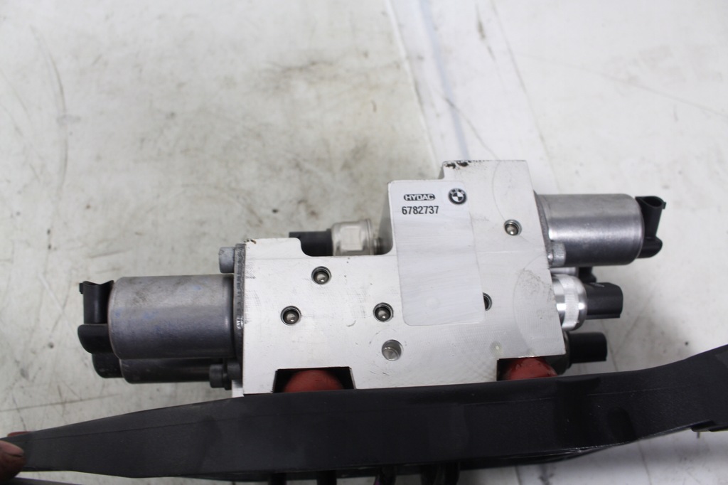 фото №6, Компрессор насос распределитель dynamic bmw x5 e70