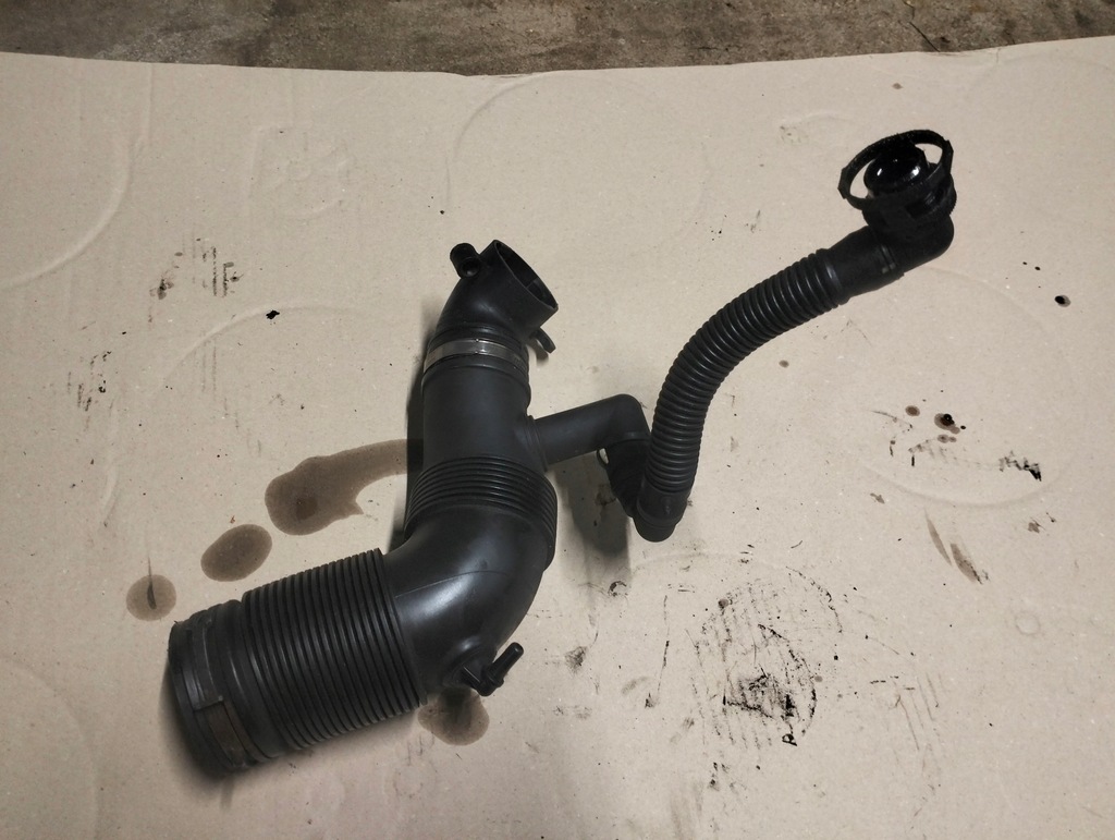 фото №9, Труба повітрозабірник повітря skoda rapid fabia ii 6r0129654c 1.6 tdi