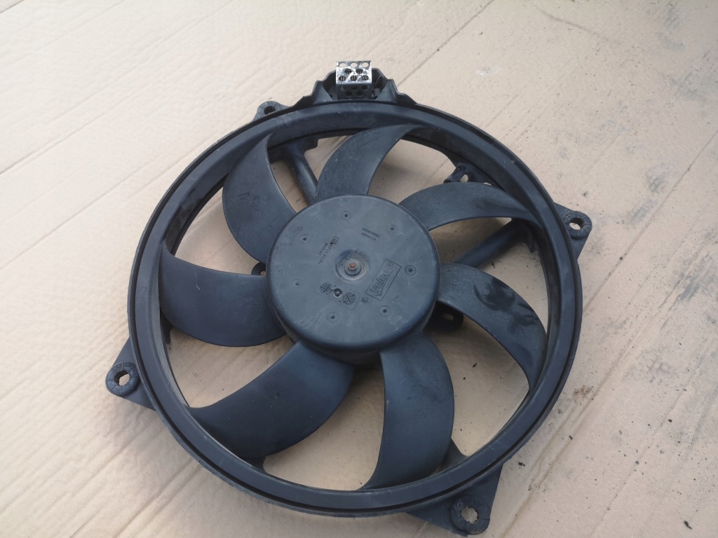 Вентилятор радиатора 1.5dci renault megane 3 08- Цена