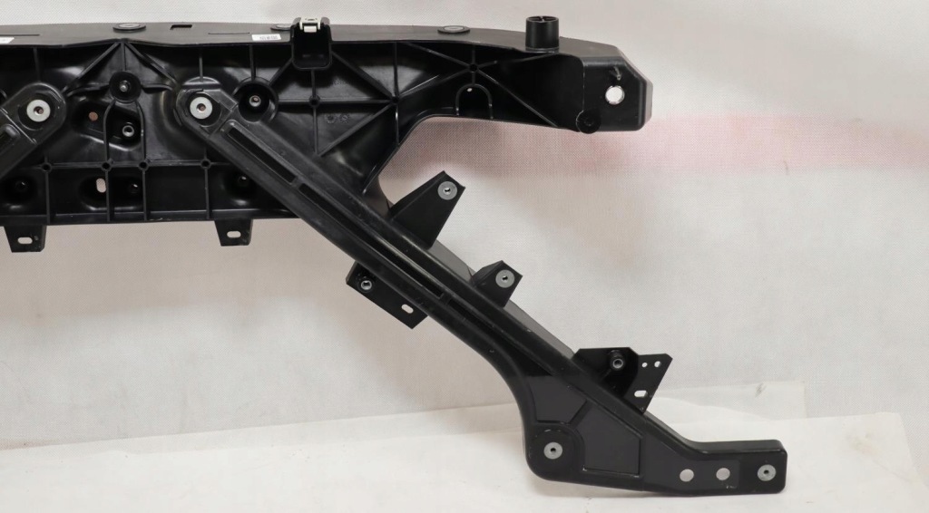 1643524-00-a tesla model y 2019- ремень передний усилитель передний Недорого