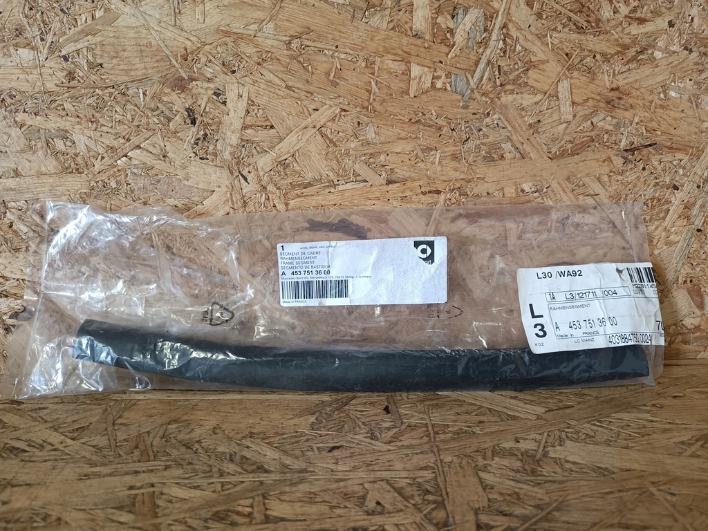 фото №1, Smart fortwo 453 прокладка капот a4537513600