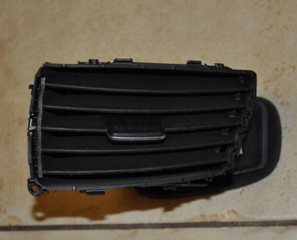 фото №1, Kia rio '16 решётка обдув левая