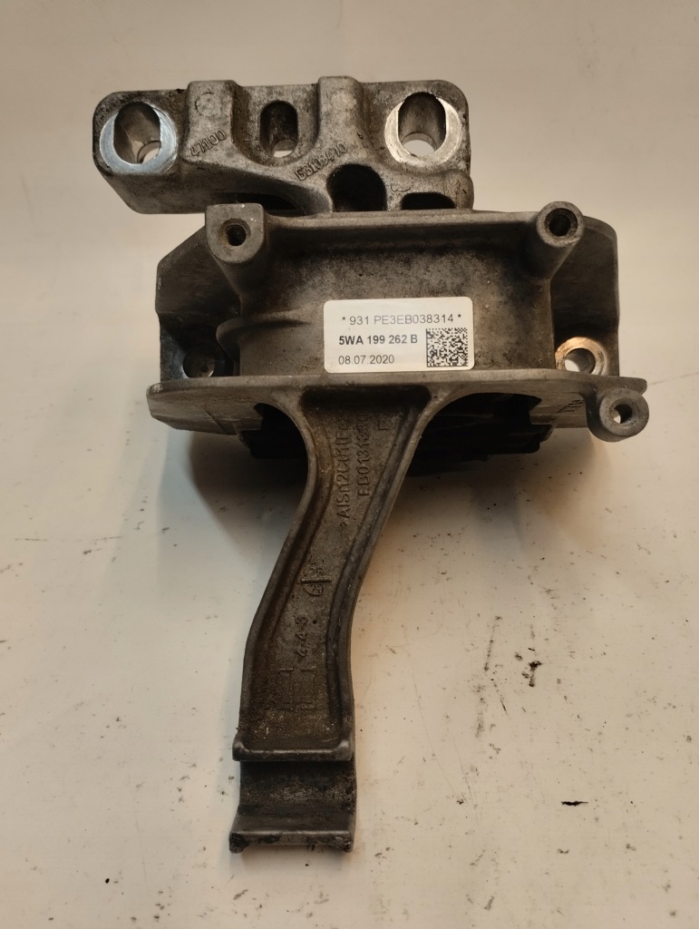 фото №1, Skoda octavia iii lift кронштейн подушка двигателя