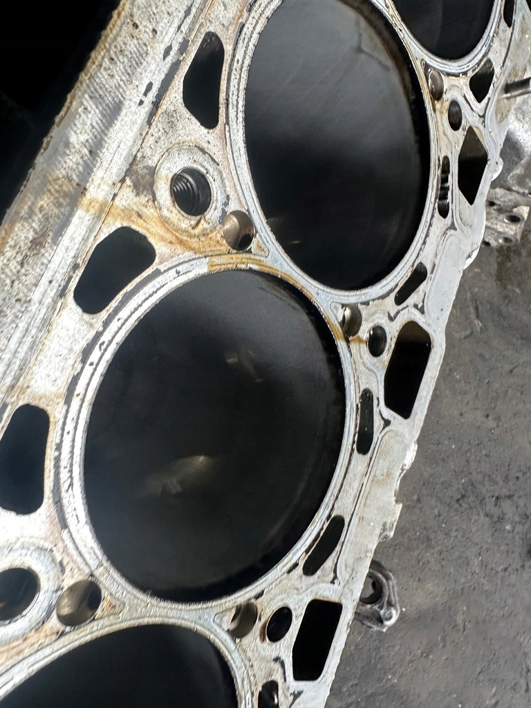 фото №13, Блок двигуна підпора zatarty audi a8 d4 4.2 fsi cdra 079103023s 079103032